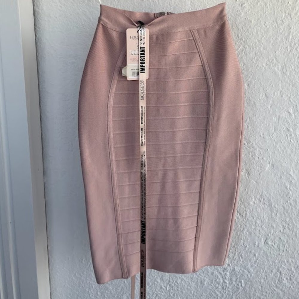 NWT! House of CB Skirt - Pale Pink/Nude